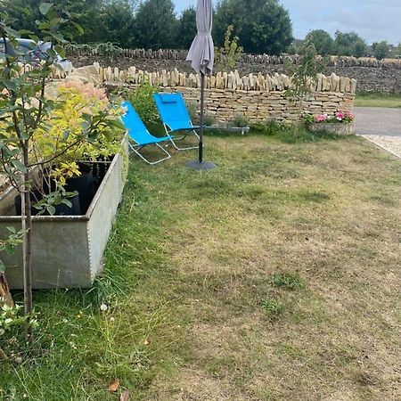 Cosy Cotswolds Self-Contained One Bedroom Cottage 奇平诺顿 外观 照片