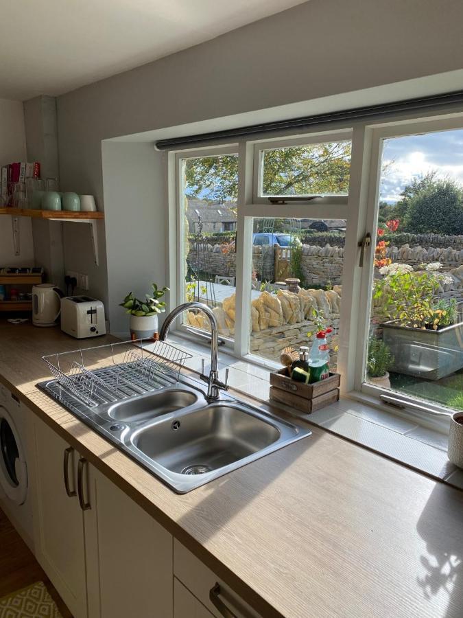 Cosy Cotswolds Self-Contained One Bedroom Cottage 奇平诺顿 外观 照片