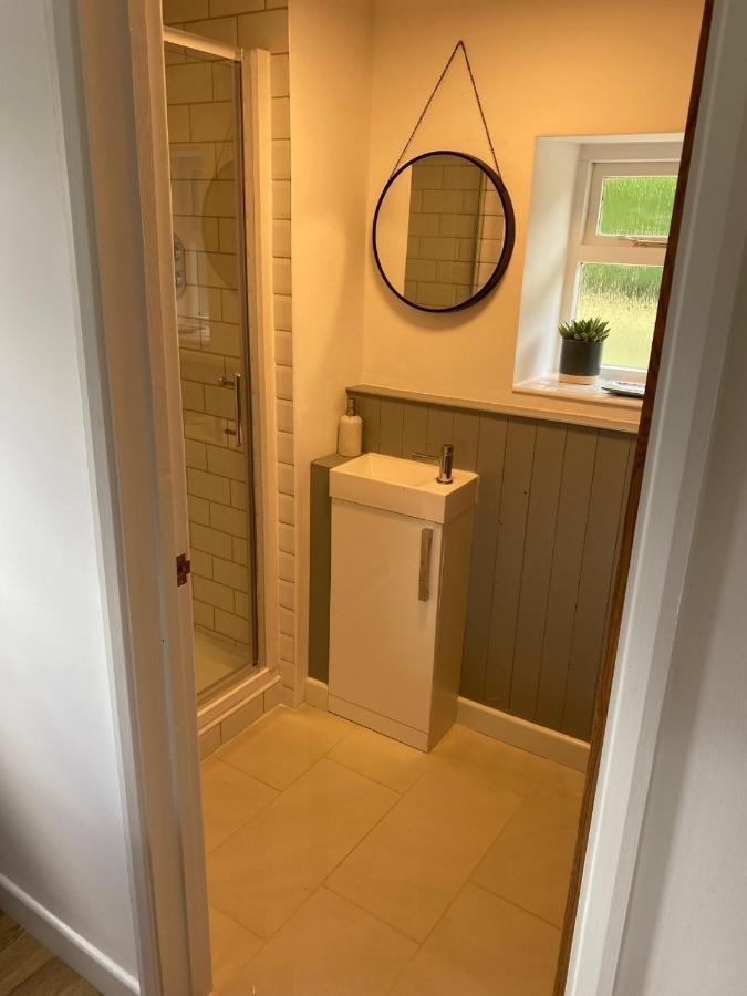 Cosy Cotswolds Self-Contained One Bedroom Cottage 奇平诺顿 外观 照片